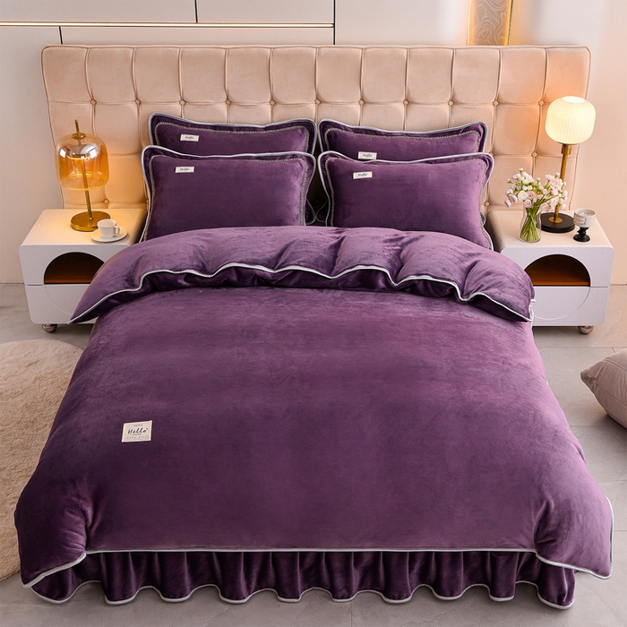 91家纺网 家纺一手货源 找家纺 博兰蒂 2025秋冬新款高克重纯色牛奶绒床裙款四件套墨紫,墨紫