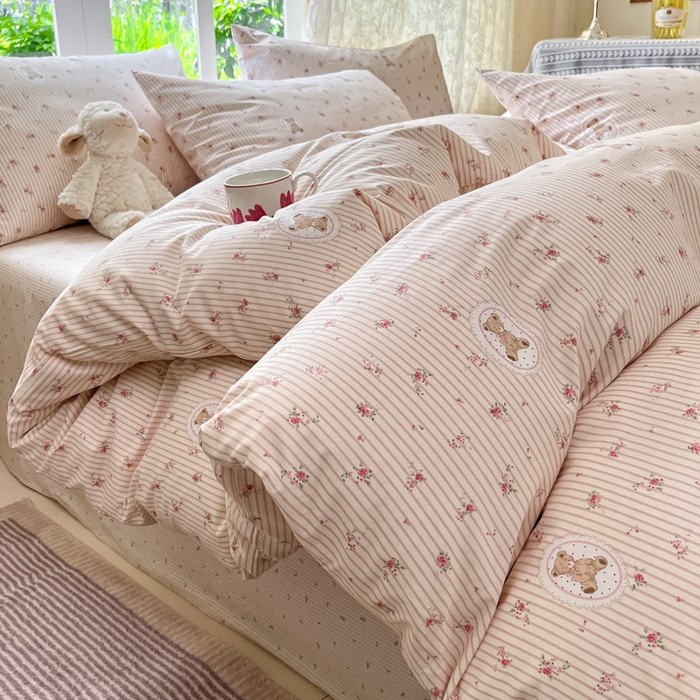 91家纺网 家纺一手货源 找家纺 柠馨 2025秋冬新款全棉印花四件套 花熊噗