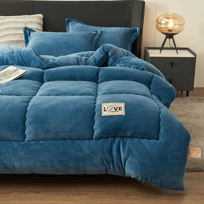 91家纺网 家纺一手货源 找家纺 （总）畅销被业 2025新款双面牛奶绒冬被被子被芯