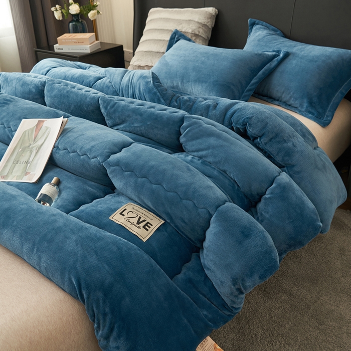 91家纺网 家纺一手货源 找家纺 （总）畅销被业 2025新款双面牛奶绒冬被被子被芯