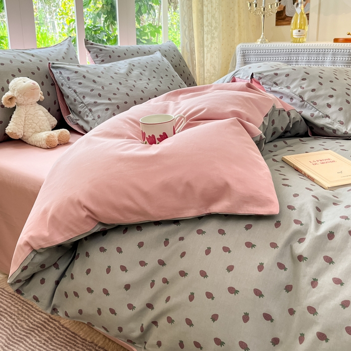 91家纺网 家纺一手货源 找家纺 柠馨 2025秋冬新款全棉印花四件套 莓雪