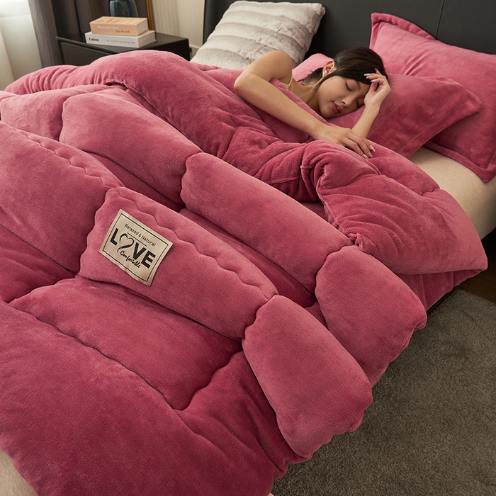 91家纺网 家纺一手货源 找家纺 畅销被业 2025新款双面牛奶绒冬被被子被芯 牛奶绒-豆沙