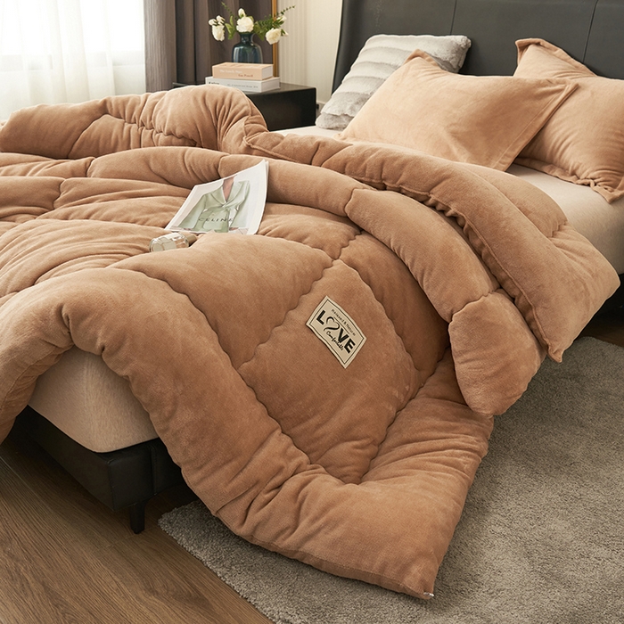 91家纺网 家纺一手货源 找家纺 畅销被业 2025新款双面牛奶绒冬被被子被芯 牛奶绒-卡其