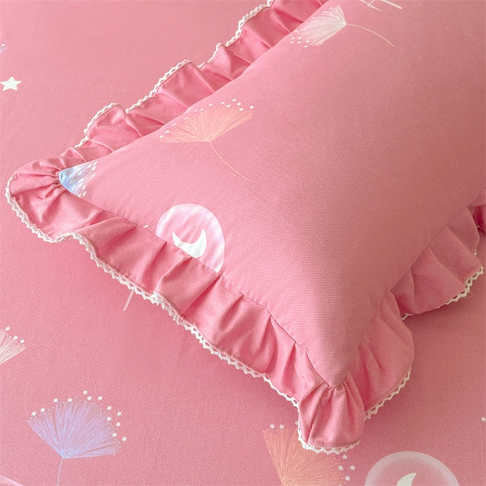 91家纺网 家纺一手货源 找家纺 缦彩 2025新款全棉纯棉磨毛印花拉链式花边枕套一对 花信光夕粉