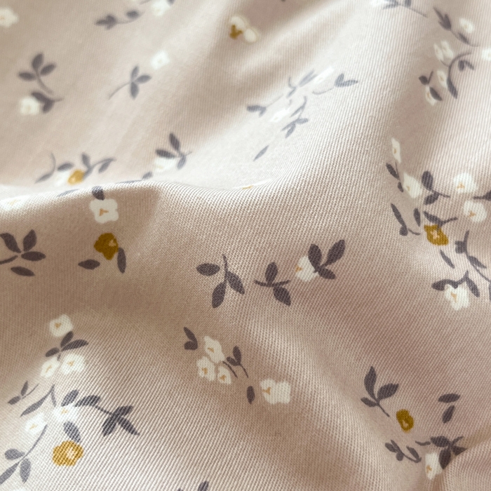 91家纺网 家纺一手货源 找家纺 柠馨 2025秋冬新款全棉印花四件套 香颂絮语