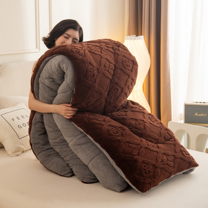 91家纺网 家纺一手货源 找家纺 （总）畅销被业 2025新款跨境外贸塔芙绒羊羔绒提花系列冬被子被芯