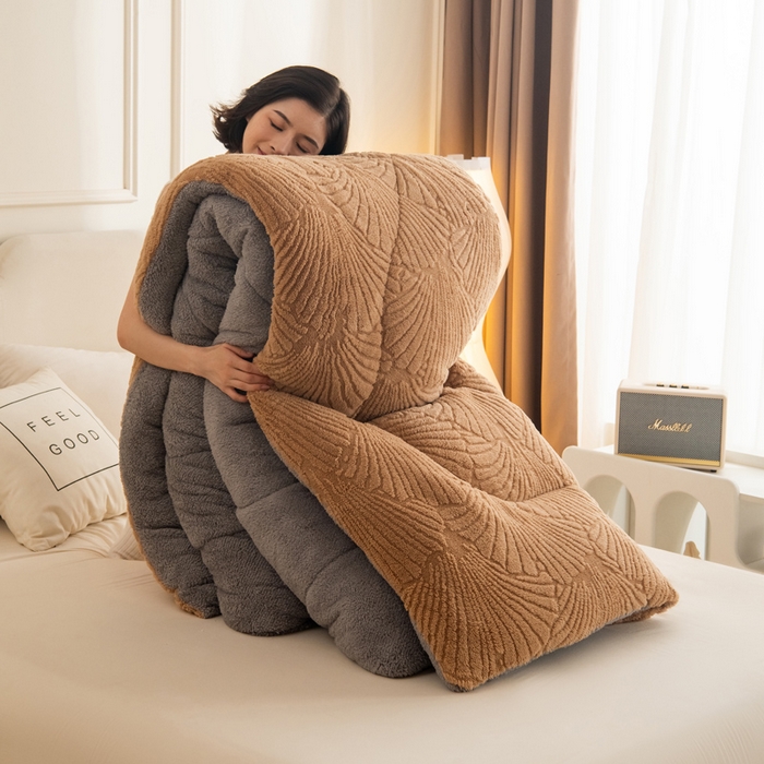 91家纺网 家纺一手货源 找家纺 （总）畅销被业 2025新款跨境外贸塔芙绒羊羔绒提花系列冬被子被芯