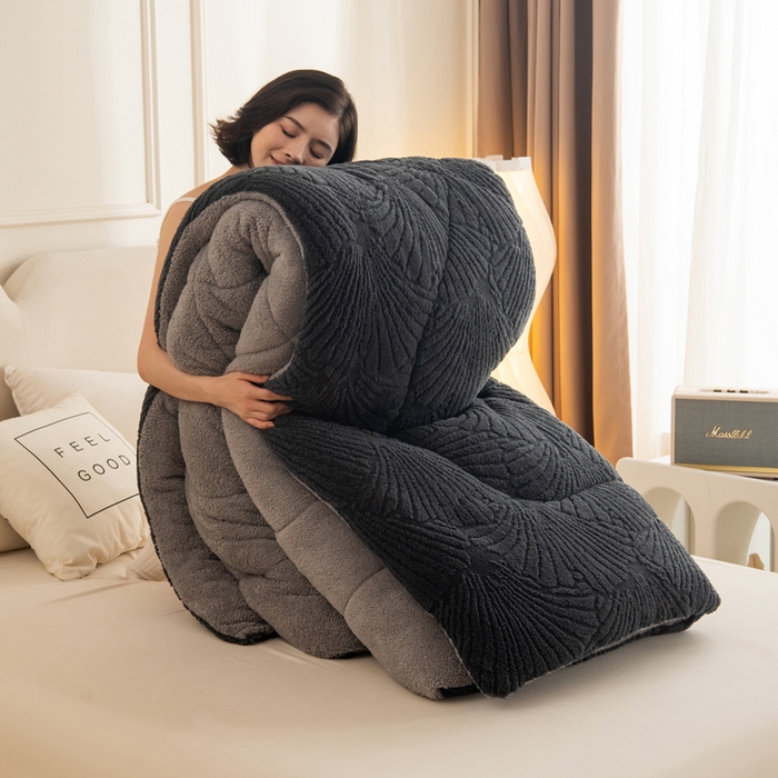 畅销被业 2025新款跨境外贸塔芙绒羊羔绒提花系列冬被子被芯 银杏叶深灰