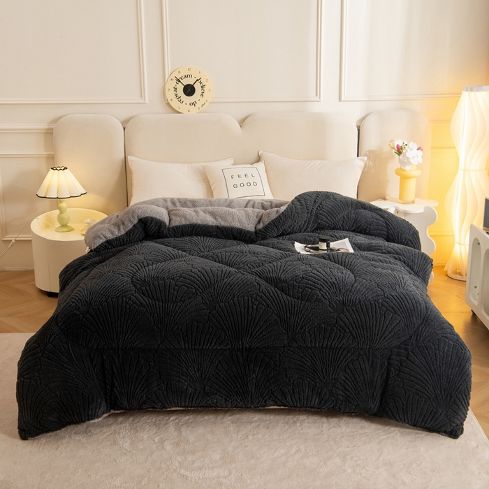 91家纺网 家纺一手货源 找家纺 畅销被业 2025新款跨境外贸塔芙绒羊羔绒提花系列冬被子被芯 银杏叶深灰