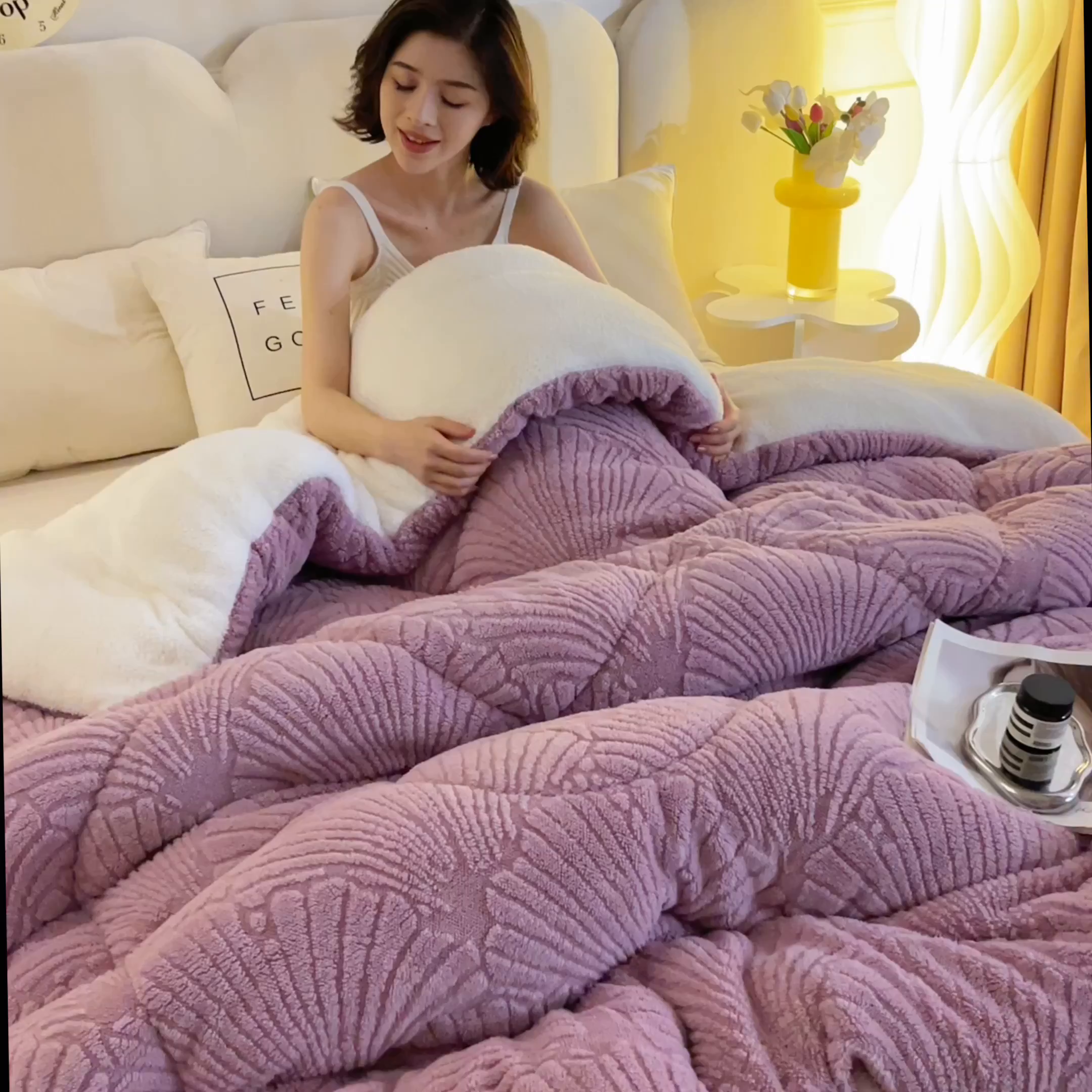 91家纺网 家纺一手货源 找家纺 畅销被业 2025新款跨境外贸塔芙绒羊羔绒提花系列冬被子被芯 银杏叶紫色