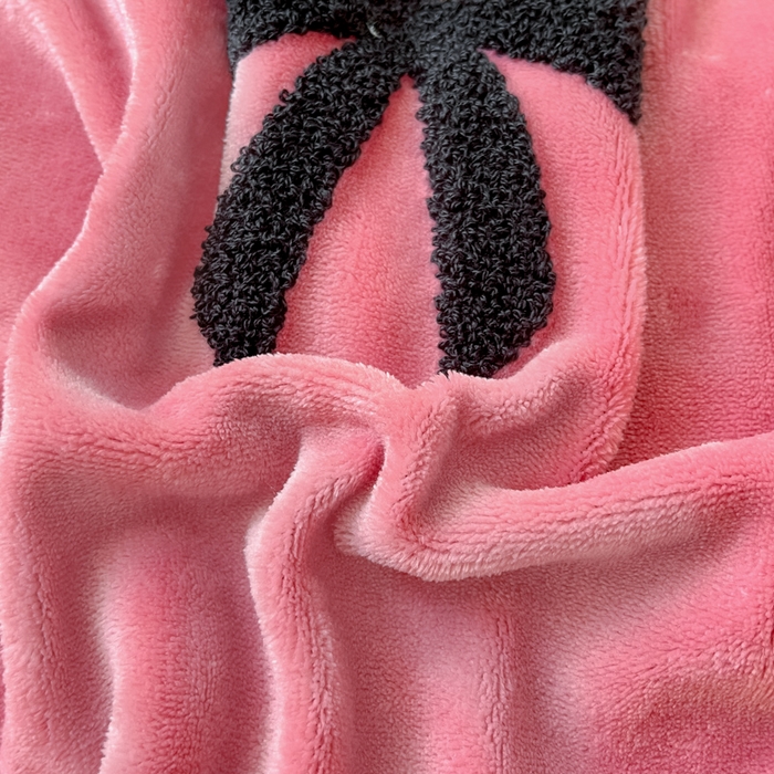 91家纺网 家纺一手货源 找家纺 喜梦缘家纺 2025新款牛奶绒毛巾绣四件套 蝴蝶结-红豆沙