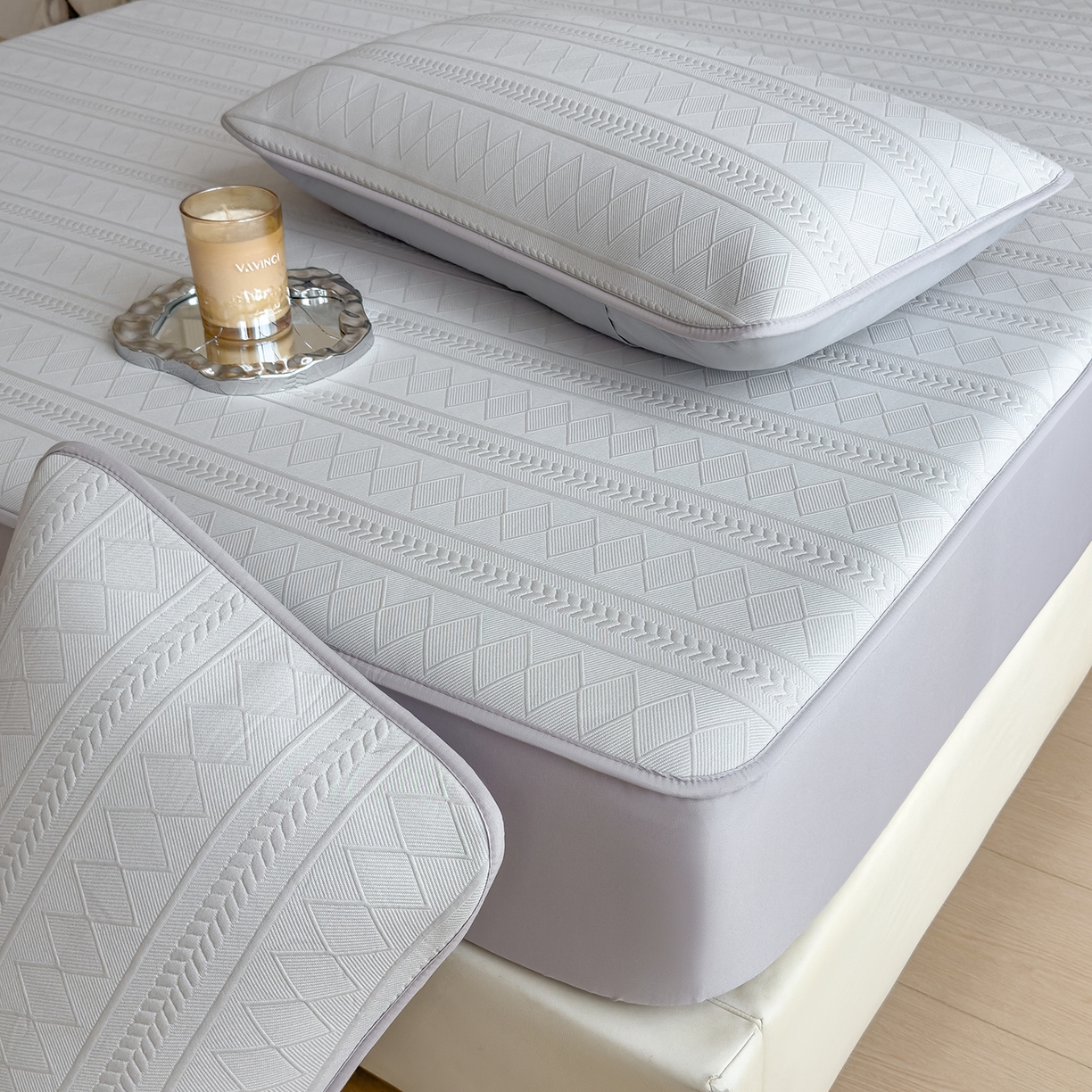 91家纺网 家纺一手货源 找家纺 眠多宝 2025新款柔感彩绒棉纯色夹棉全包围床笠 素菱笺-高级灰