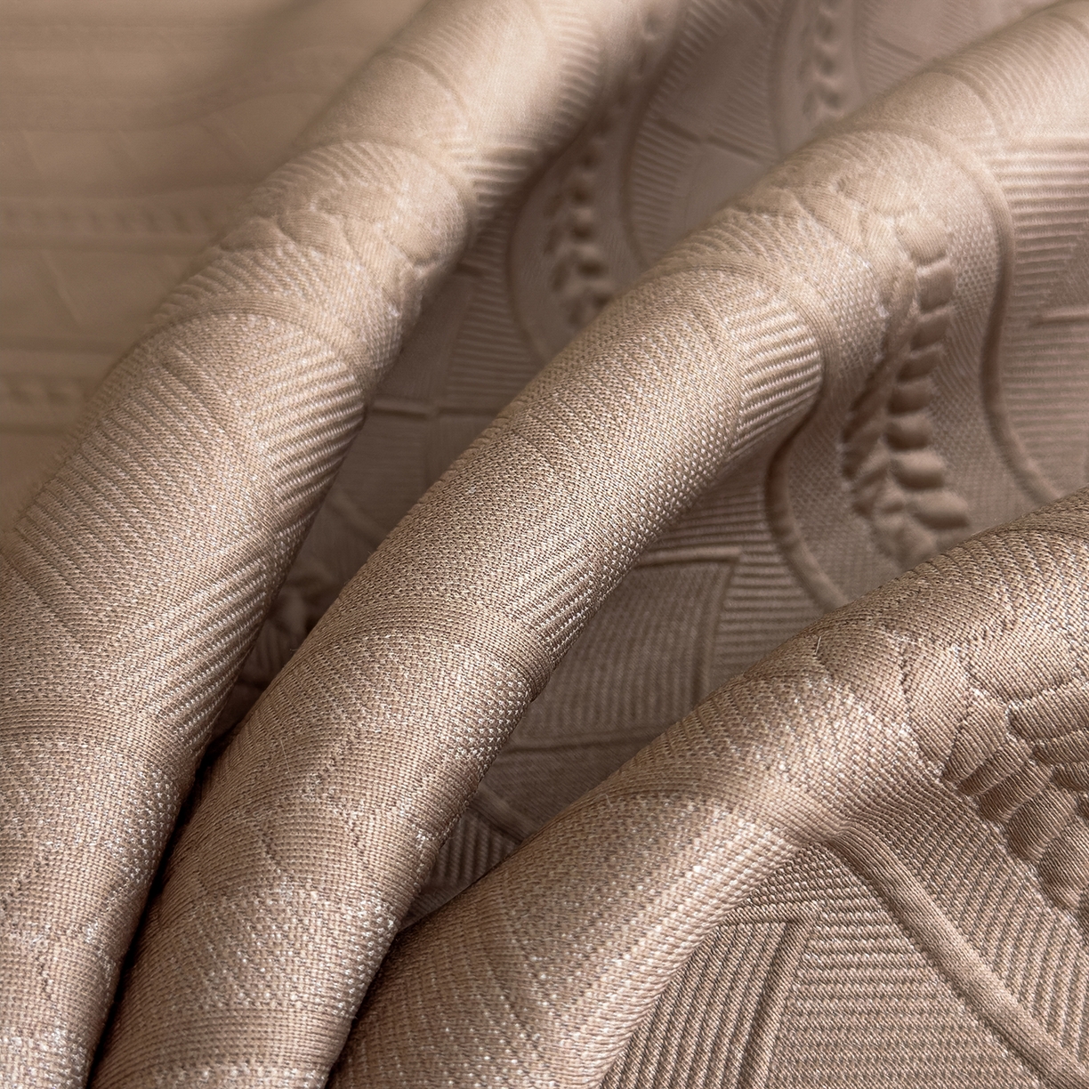 91家纺网 家纺一手货源 找家纺 眠多宝 2025新款柔感彩绒棉纯色夹棉全包围床笠 素菱笺-栗壳咖