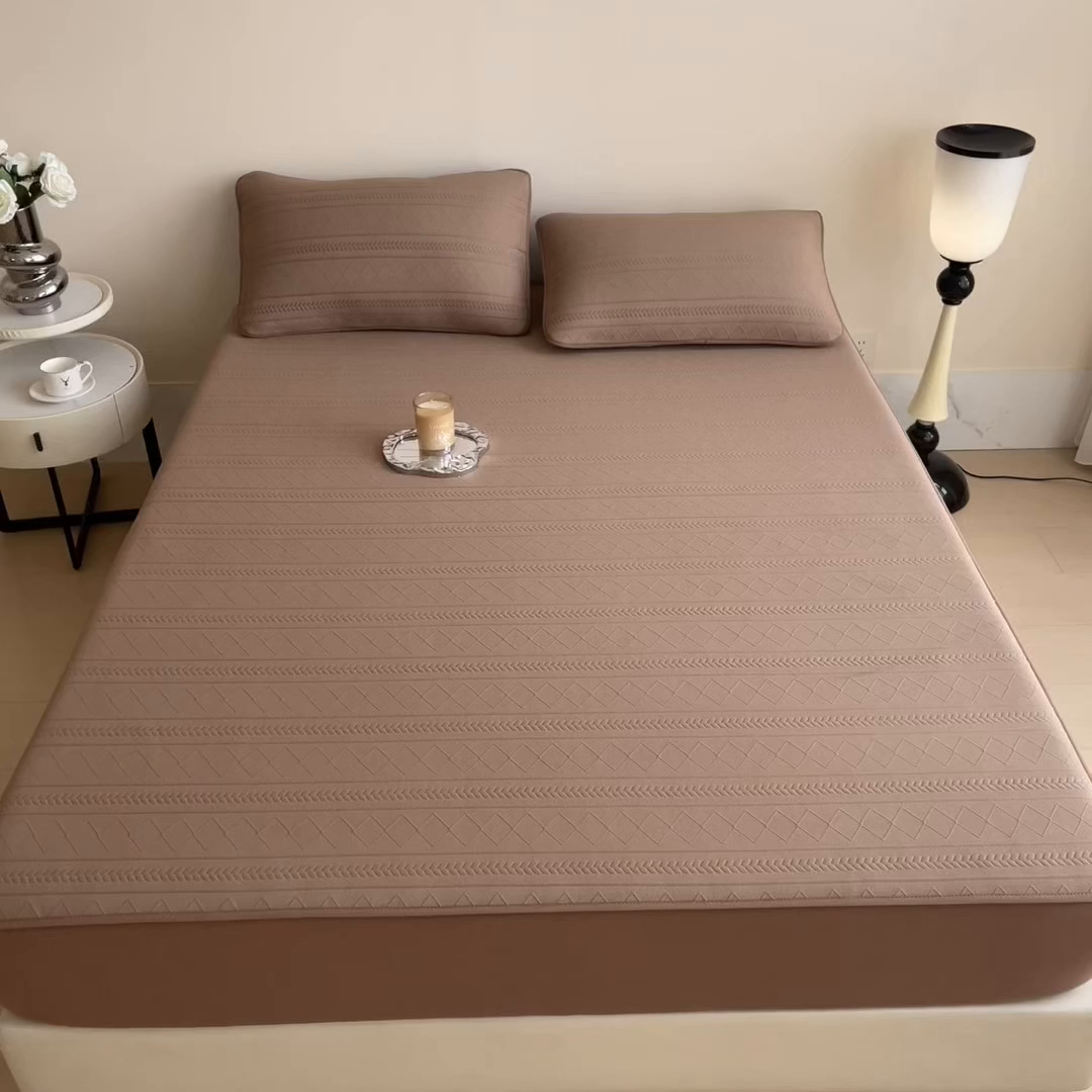 91家纺网 家纺一手货源 找家纺 眠多宝 2025新款柔感彩绒棉纯色夹棉全包围床笠 素菱笺-栗壳咖