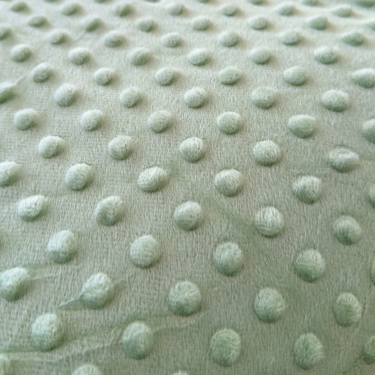 91家纺网 家纺一手货源 找家纺 爱宝被业 2025新款A类水洗棉双层纱豆豆绒被芯 小兔花园