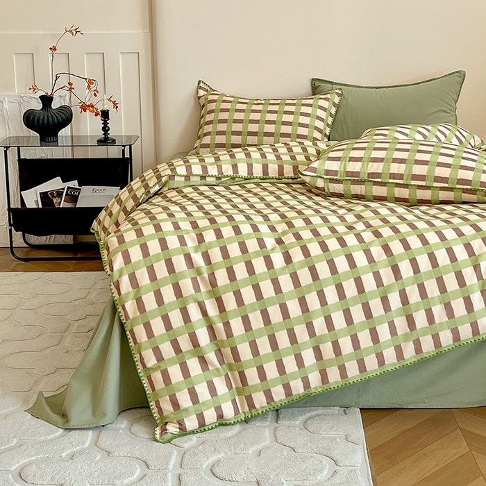 91家纺网 家纺一手货源 找家纺 品乐家纺 2025秋冬全棉加厚磨毛贝壳边四件套 格言-绿