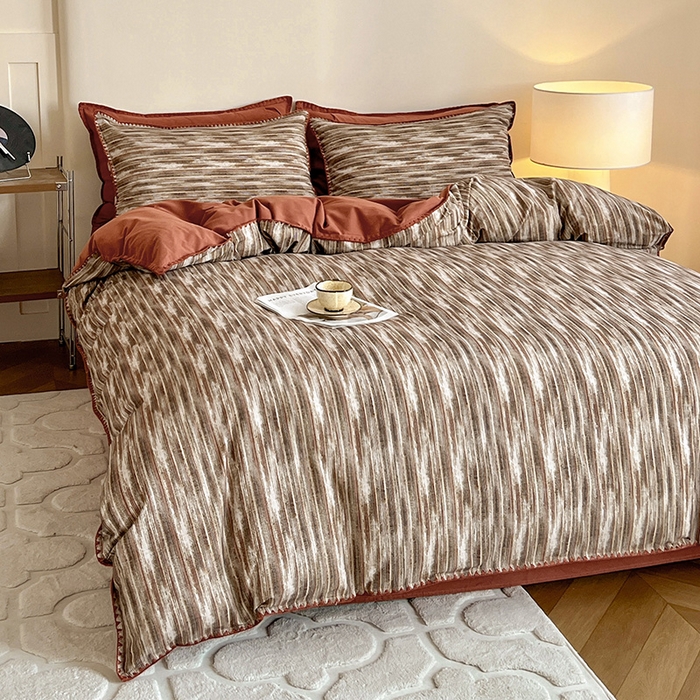 91家纺网 家纺一手货源 找家纺 品乐家纺 2025秋冬全棉加厚磨毛贝壳边四件套 寻野