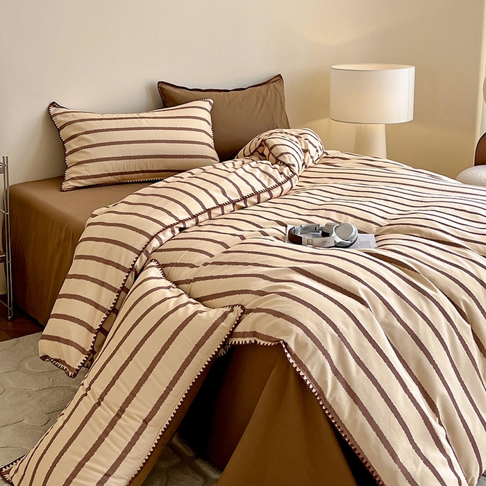 91家纺网 家纺一手货源 找家纺 品乐家纺 2025秋冬全棉加厚磨毛贝壳边四件套 知简-咖