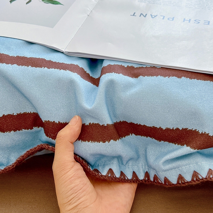 91家纺网 家纺一手货源 找家纺 品乐家纺 2025秋冬全棉加厚磨毛贝壳边四件套 知简-蓝