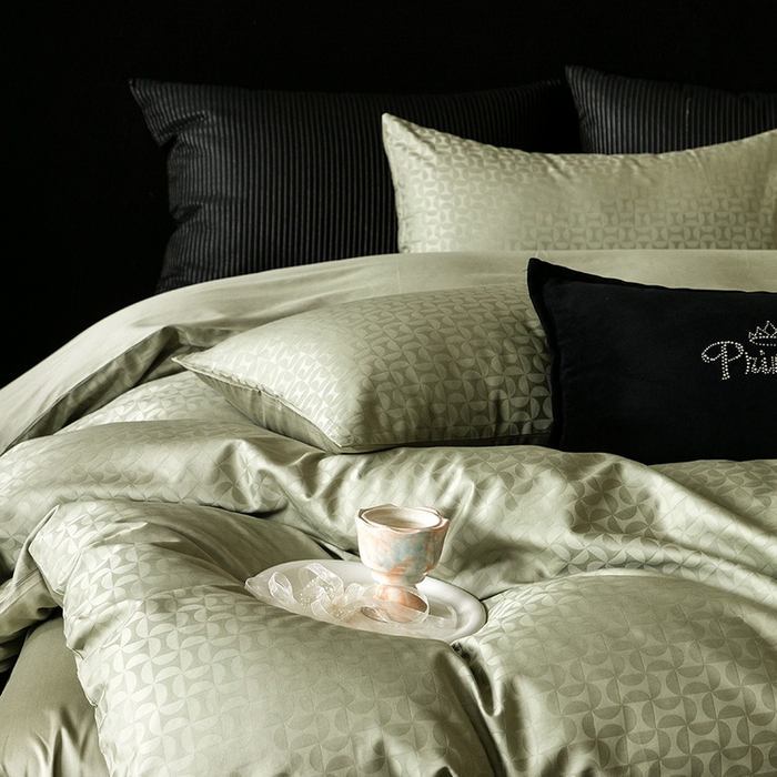 91家纺网 家纺一手货源 找家纺 立奥被业 2025新款60支全棉贡缎提花四件套 风车