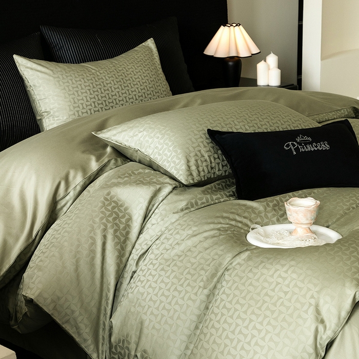 91家纺网 家纺一手货源 找家纺 立奥被业 2025新款60支全棉贡缎提花四件套 风车