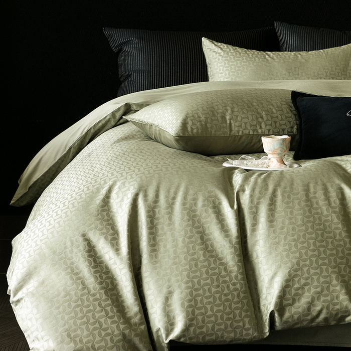 91家纺网 家纺一手货源 找家纺 立奥被业 2025新款60支全棉贡缎提花四件套 风车