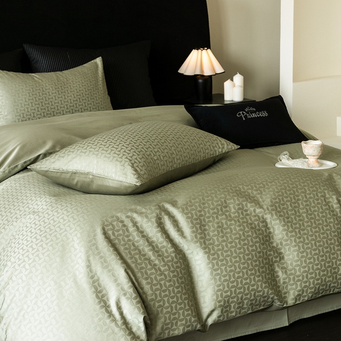 91家纺网 家纺一手货源 找家纺 立奥被业 2025新款60支全棉贡缎提花四件套 风车