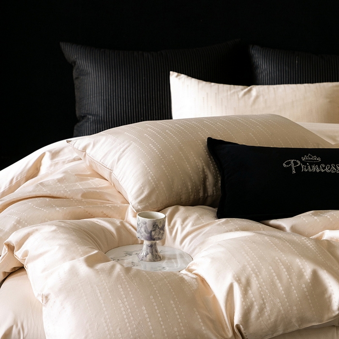 91家纺网 家纺一手货源 找家纺 立奥被业 2025新款60支全棉贡缎提花四件套 渐渐