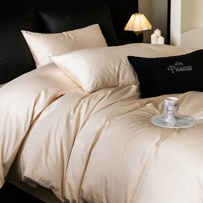 91家纺网 家纺一手货源 找家纺 立奥被业 2025新款60支全棉贡缎提花四件套 渐渐