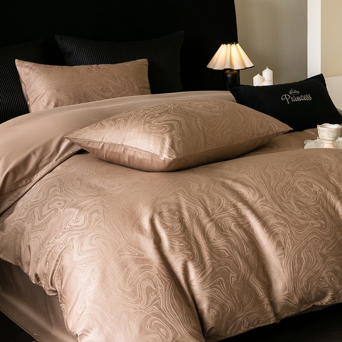 91家纺网 家纺一手货源 找家纺 立奥被业 2025新款60支全棉贡缎提花四件套 迷蒙咖