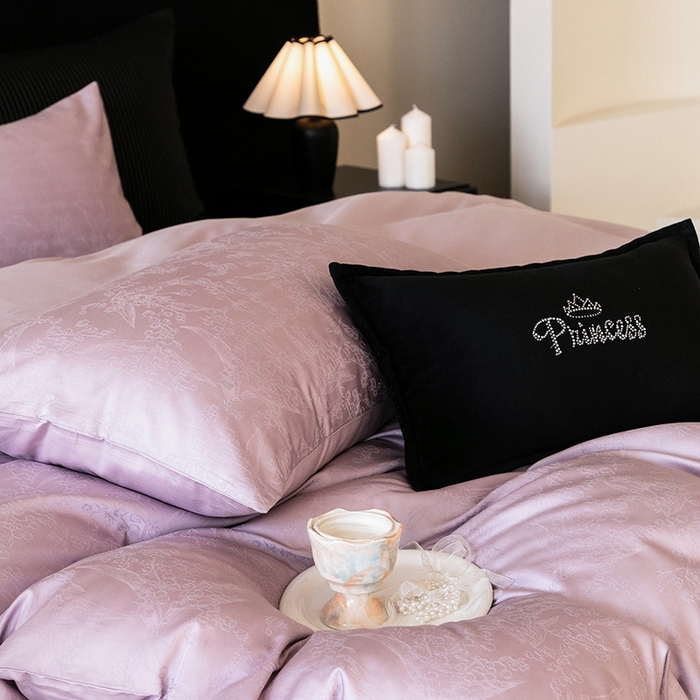 91家纺网 家纺一手货源 找家纺 立奥被业 2025新款60支全棉贡缎提花四件套 悠悠花语