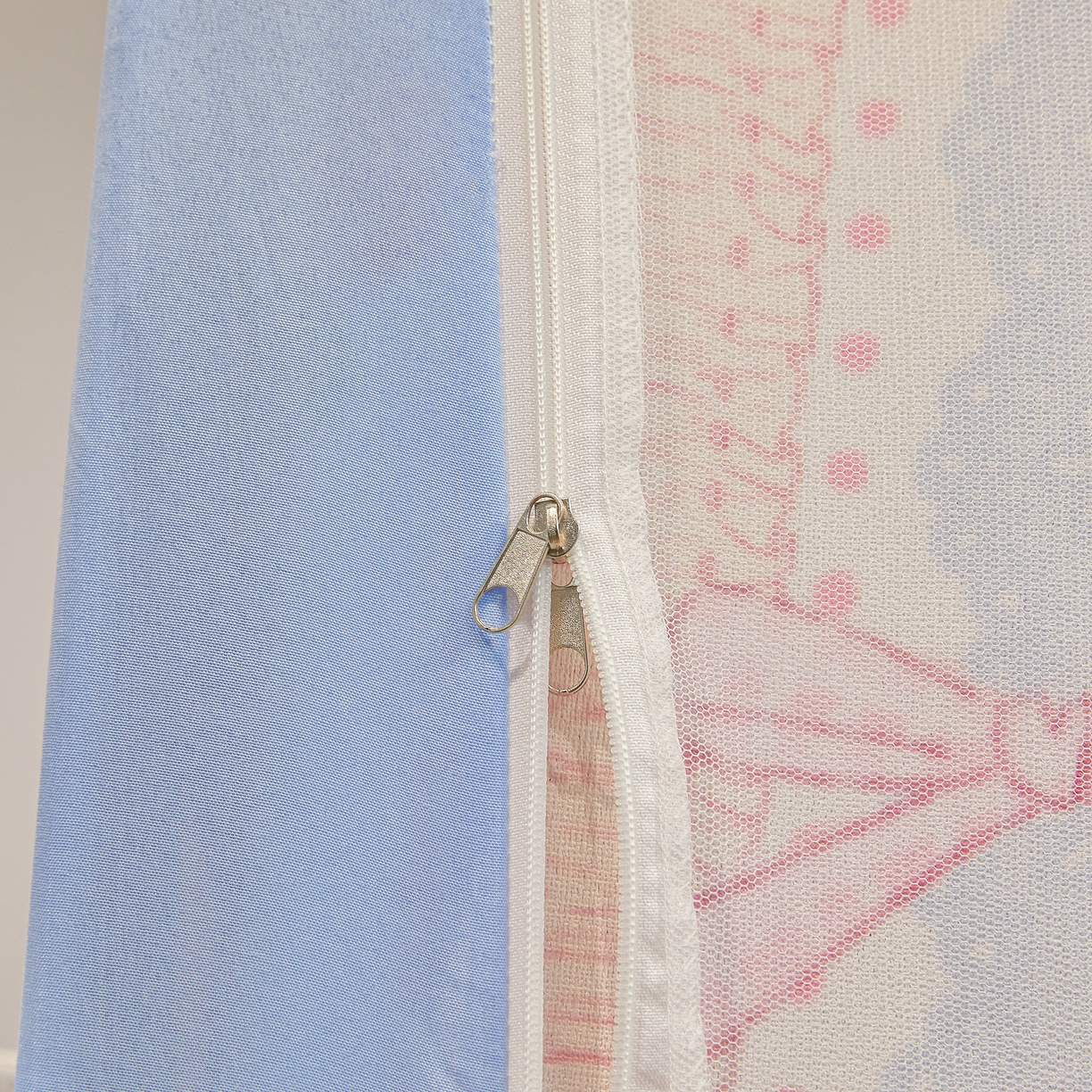 91家纺网 家纺一手货源 找家纺 （总）卓尔居 2025新款学生遮光床帘高精密晨曦系列蚊帐