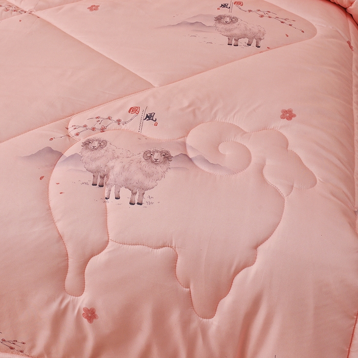 91家纺网 家纺一手货源 找家纺 香港拉菲伯爵集团有限公司 2025新款羊毛被芯 国风粉羊