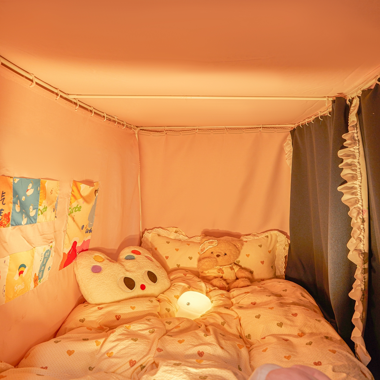 91家纺网 家纺一手货源 找家纺 卓尔居 2025新款学生遮光床帘高精密晨曦系列蚊帐晨曦粉-西高地