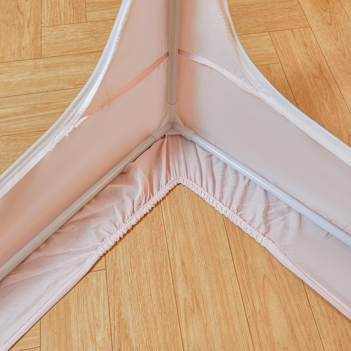 91家纺网 家纺一手货源 找家纺 卓尔居 2025新款学生遮光床帘高精密晨曦系列蚊帐晨曦粉-西高地