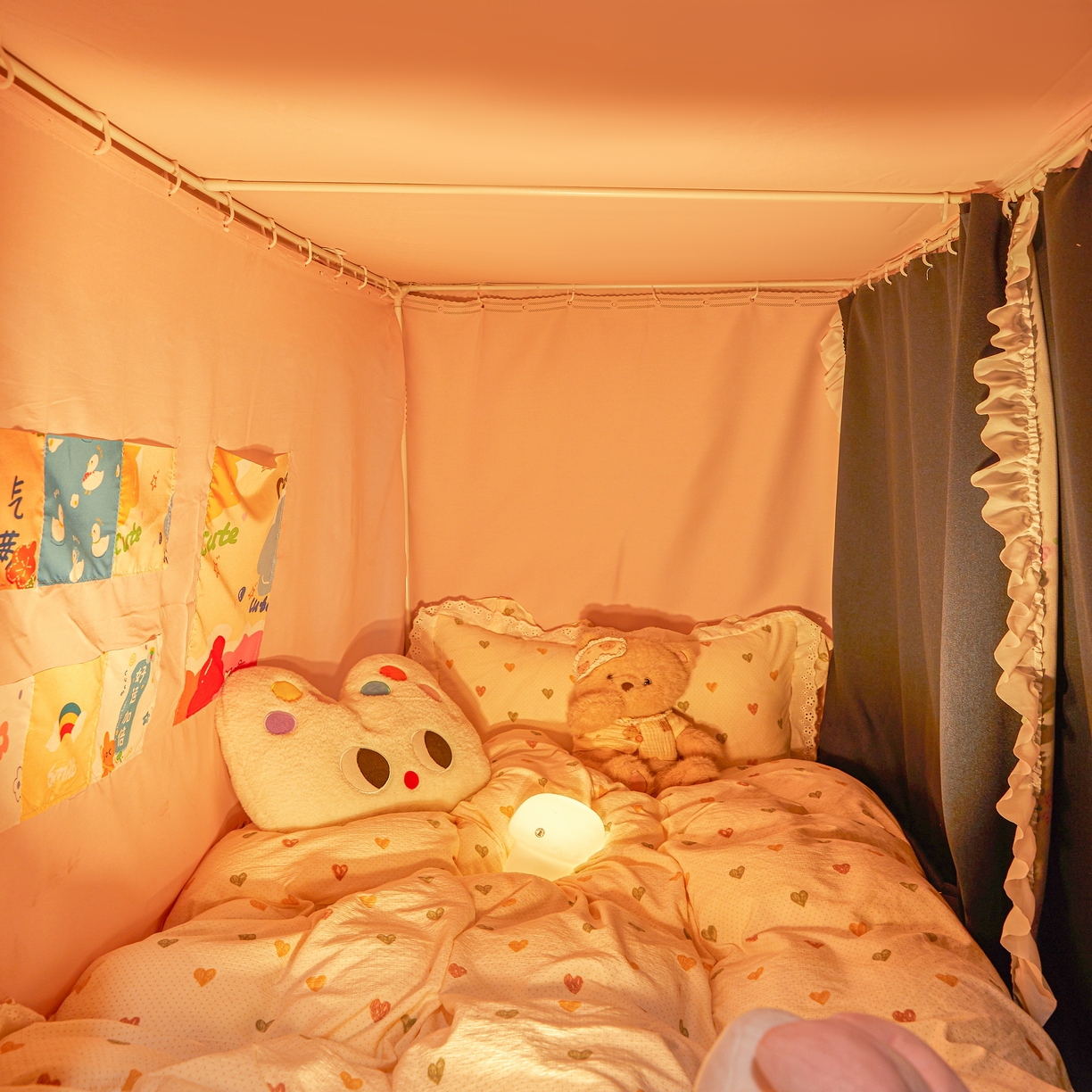 91家纺网 家纺一手货源 找家纺 卓尔居 2025新款学生遮光床帘高精密晨曦系列蚊帐晨曦黄-小狗头