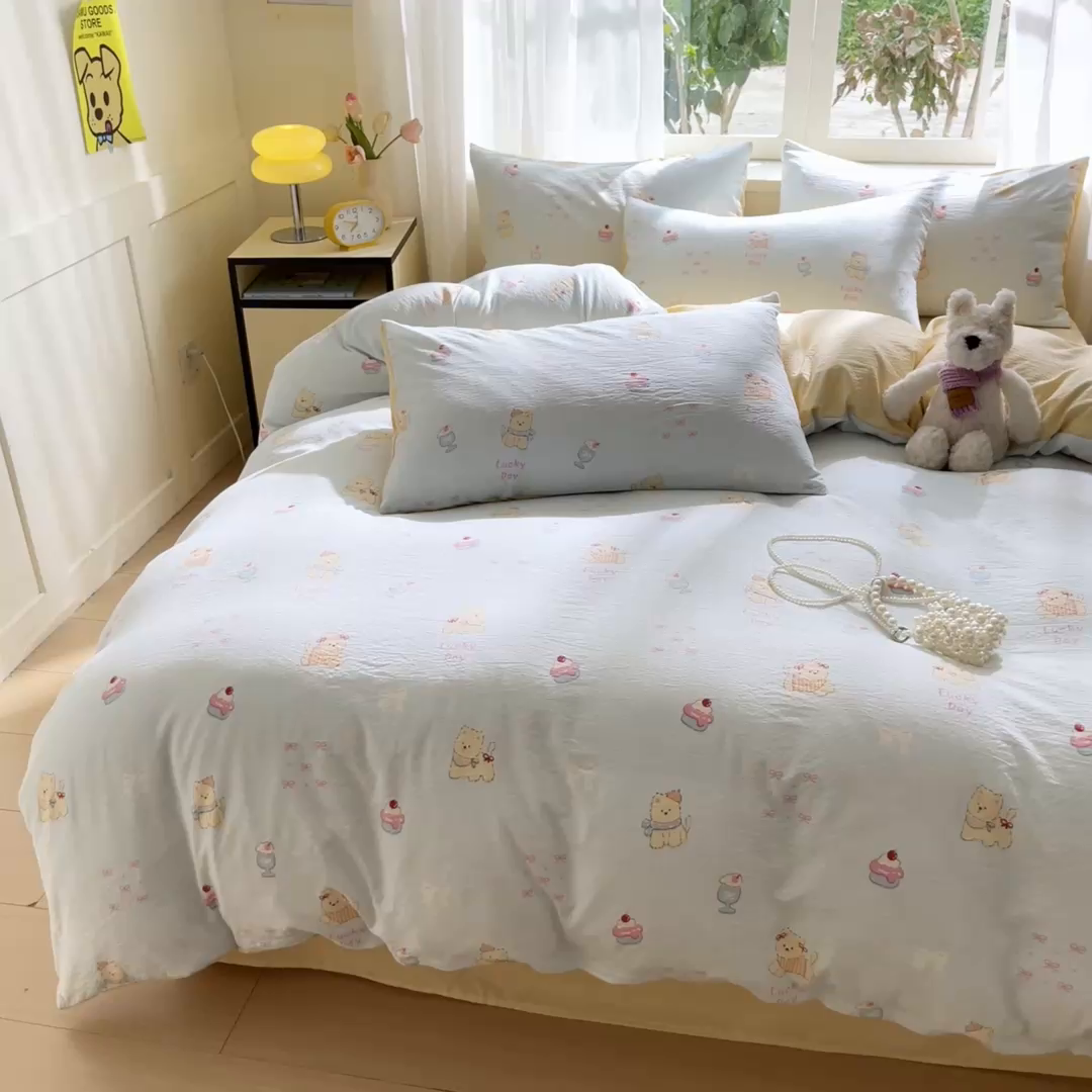 91家纺网 家纺一手货源 找家纺 格真 2025秋冬新款110克高克重提花加厚皱皱纱双层纱四件套双面印花 西高地