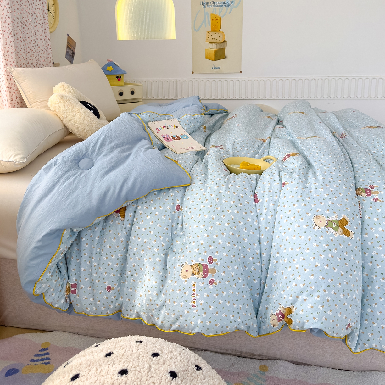 91家纺网 家纺一手货源 找家纺 蓝冰家纺 2025新款亚朵棉印花大豆冬被被子被芯 可爱卡比