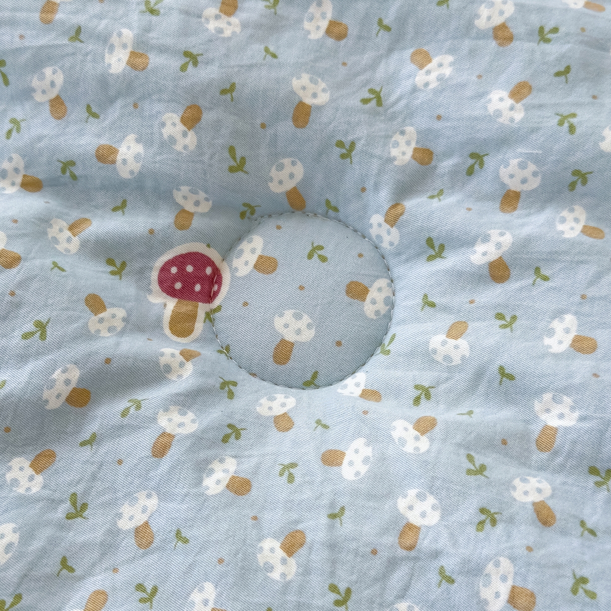 91家纺网 家纺一手货源 找家纺 蓝冰家纺 2025新款亚朵棉印花大豆冬被被子被芯 可爱卡比