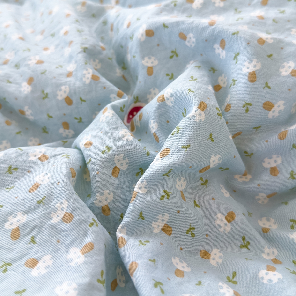 91家纺网 家纺一手货源 找家纺 蓝冰家纺 2025新款亚朵棉印花大豆冬被被子被芯 可爱卡比