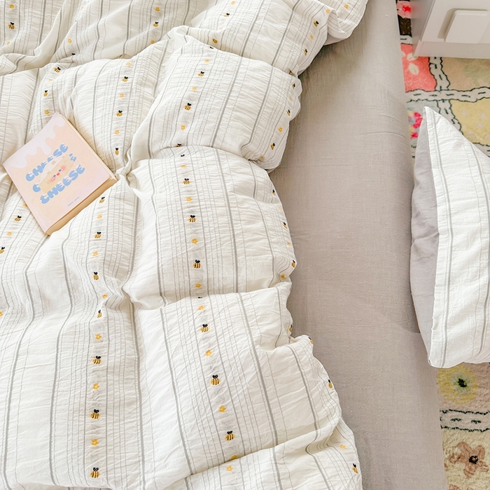 91家纺网 家纺一手货源 找家纺 千朵 2025新款全棉纯棉色织提花水洗棉四件套 小蜜蜂