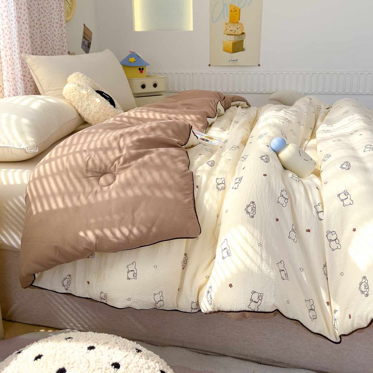 91家纺网 家纺一手货源 找家纺 蓝冰家纺 2025新款亚朵棉印花大豆冬被被子被芯 贪睡熊