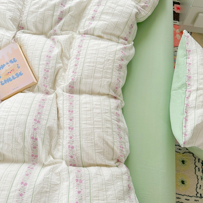 91家纺网 家纺一手货源 找家纺 千朵 2025新款全棉纯棉色织提花水洗棉四件套 紫芙