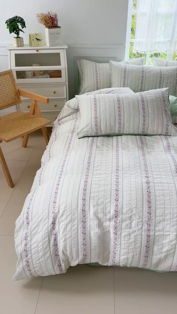 91家纺网 家纺一手货源 找家纺 千朵 2025新款全棉纯棉色织提花水洗棉四件套 紫芙