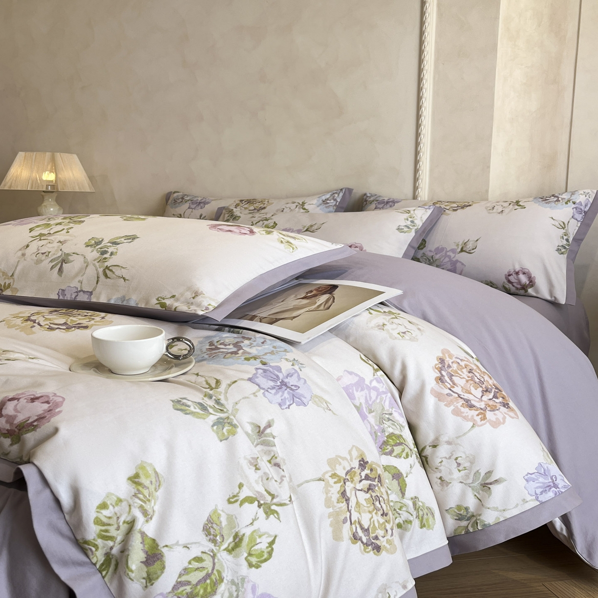 91家纺网 家纺一手货源 找家纺 柠馨2025全棉磨毛印花四件套精致小边款 阿梅丽