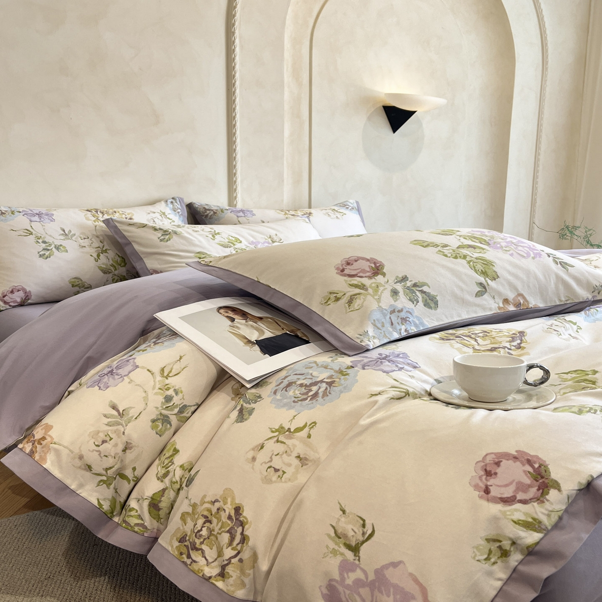 91家纺网 家纺一手货源 找家纺 柠馨2025全棉磨毛印花四件套精致小边款 阿梅丽