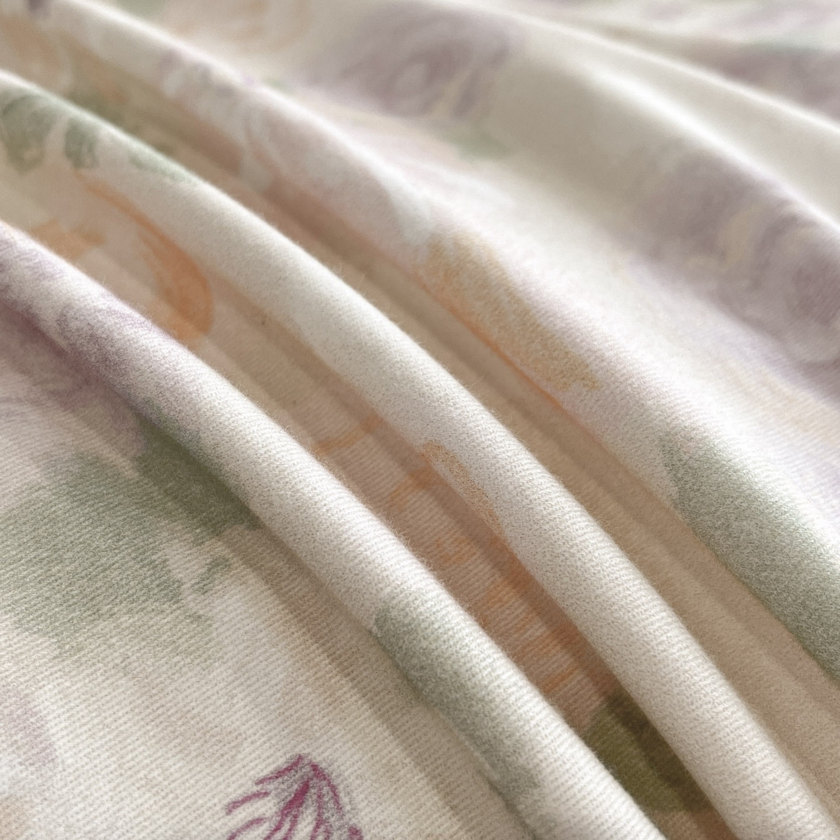 91家纺网 家纺一手货源 找家纺 柠馨2025全棉磨毛印花四件套精致小边款 蕾雅