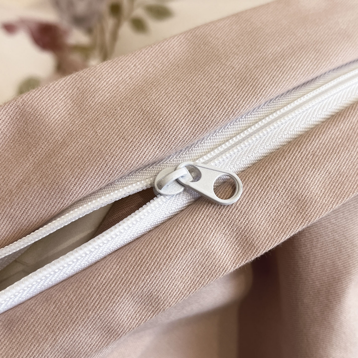 91家纺网 家纺一手货源 找家纺 柠馨2025全棉磨毛印花四件套精致小边款 黎锦