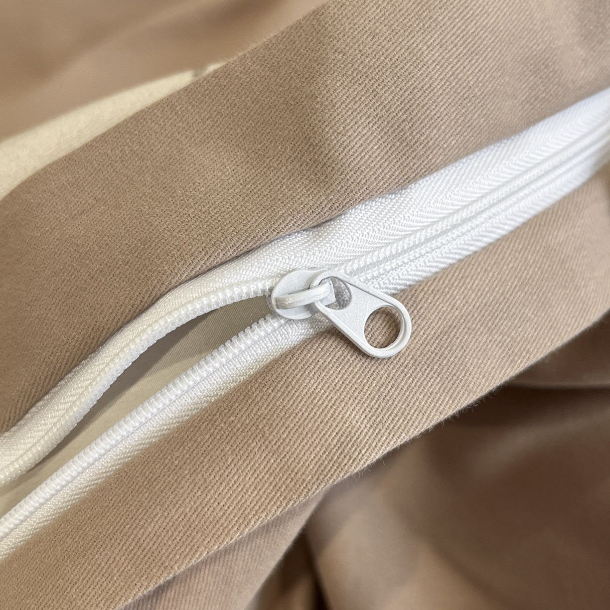 91家纺网 家纺一手货源 找家纺 柠馨2025全棉磨毛印花四件套精致小边款 玛歌