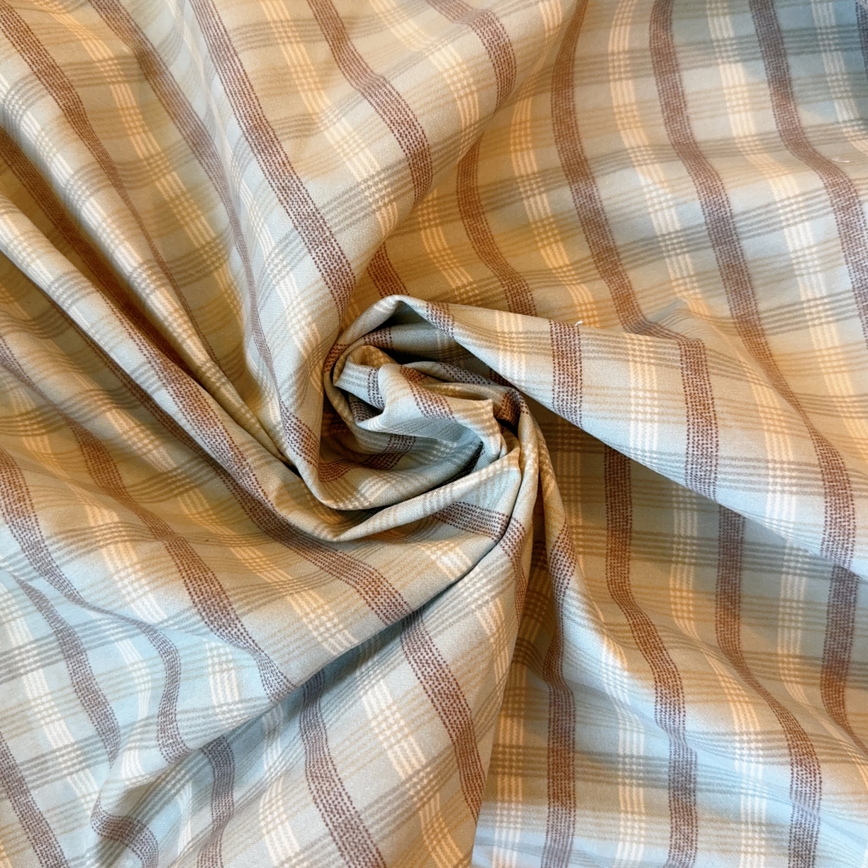 91家纺网 家纺一手货源 找家纺 兜米家居 2025新款简约轻氧水洗色织棉床笠 格纹绿